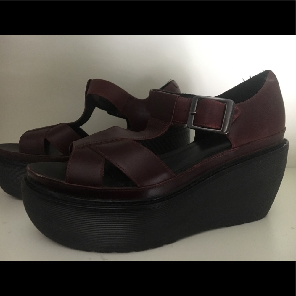 Dr. Marten Platform Sandals